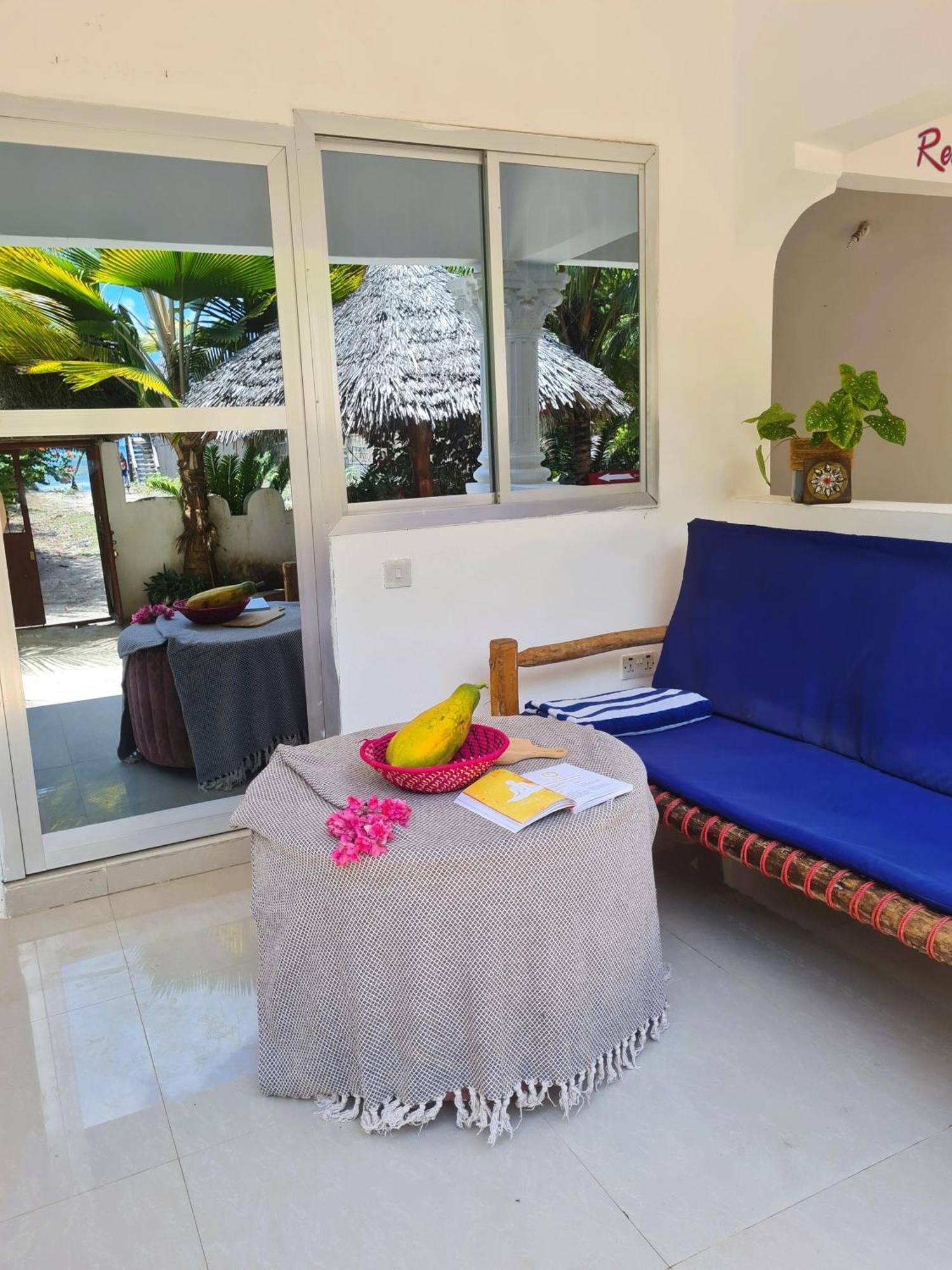 Beachfront Villa Ladha Ya Zanzibar 江比阿 外观 照片