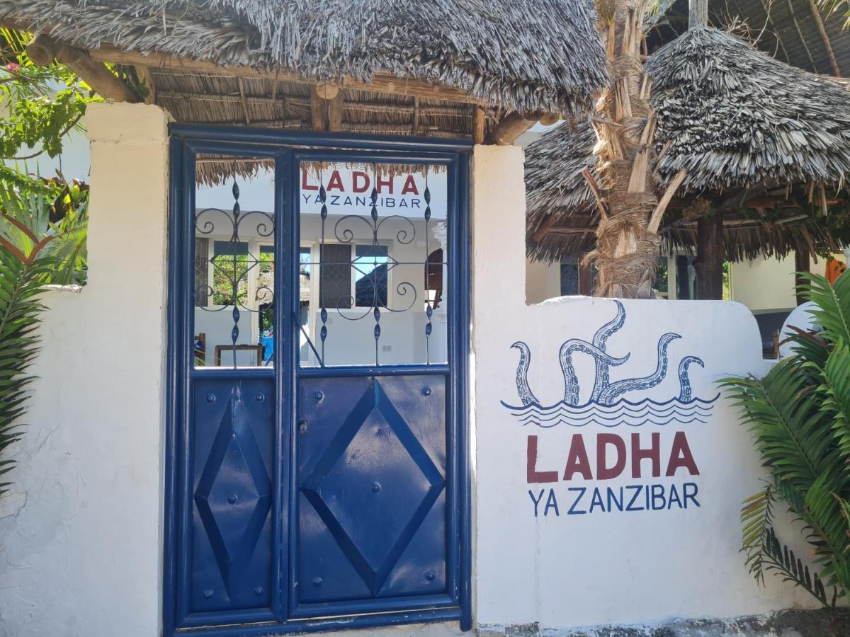Beachfront Villa Ladha Ya Zanzibar 江比阿 外观 照片