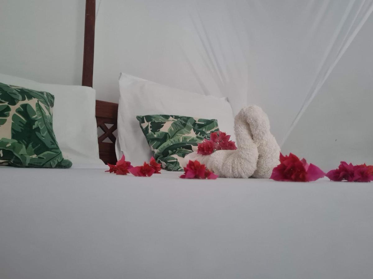 Beachfront Villa Ladha Ya Zanzibar 江比阿 外观 照片